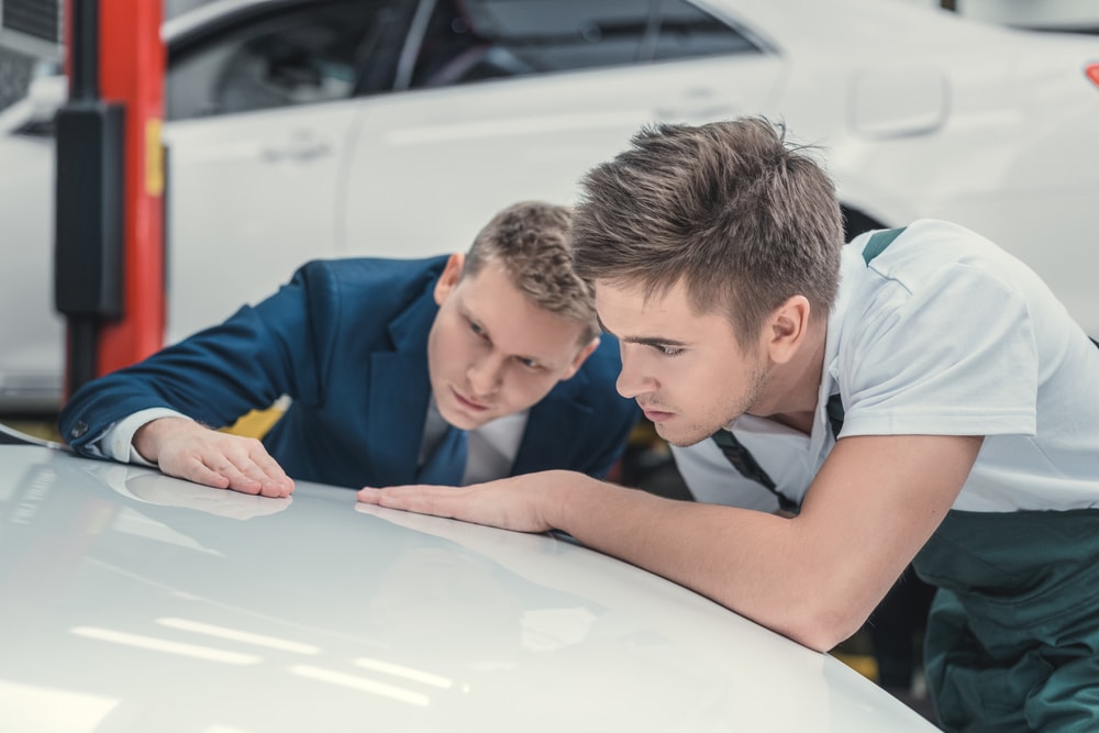 Top Auto Service Multimarca Ludus este un service auto de top ce oferă servicii de mecanică, vopsitorie, tinichigerie și geometrie roți.